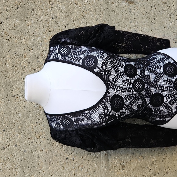 black lace bodysuit - Picture 3 of 14